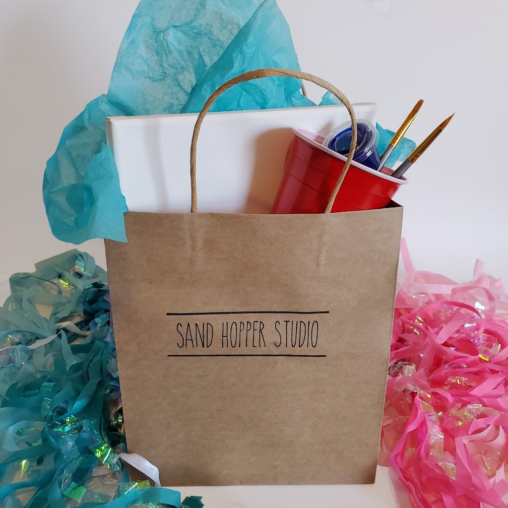 Sand Hopper Studio | 35 Fourth St, Lucasville, NS B4B 1R2, Canada | Phone: (709) 770-0705