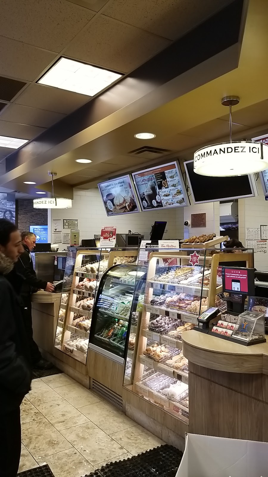 Tim Hortons | 3611 Boul Henri-Bourassa E, Montréal-Nord, QC H1H 1J5, Canada | Phone: (514) 325-4000