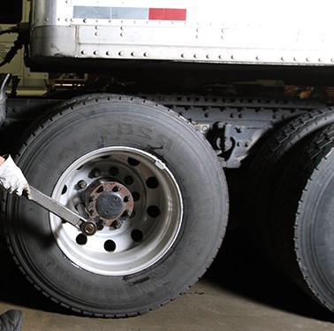 Harry Truck Tire Service | 460 Dobbie Dr, Cambridge, ON N1T 1S7, Canada | Phone: (519) 221-8473