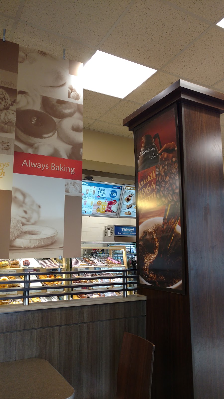 Tim Hortons | 2134 Montreal Rd, Gloucester, ON K1J 6M7, Canada | Phone: (613) 842-4861