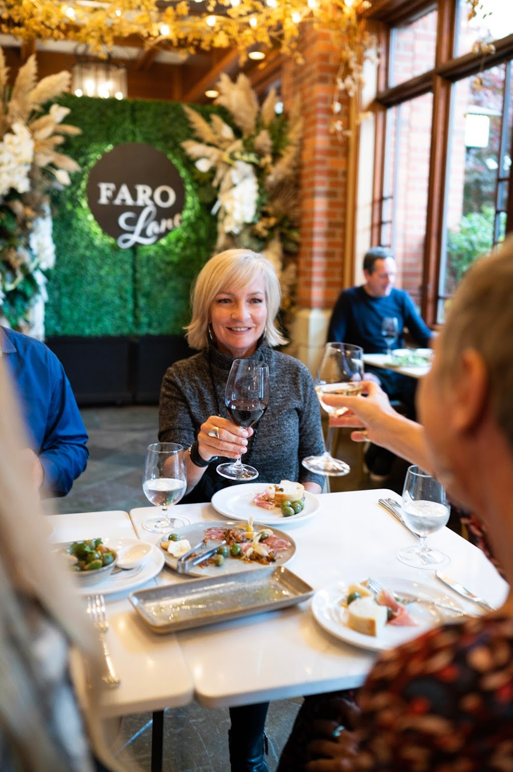 FARO Handcrafted Pizza and Tasting Room | 1175 Beach Dr, Victoria, BC V8S 2N2, Canada | Phone: (250) 940-0302