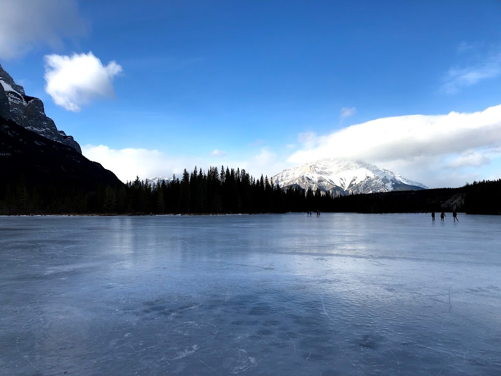 Carrot Creek Walk To Lake | AB-1, Alberta T0L 2C0, Canada | Phone: (403) 762-1550