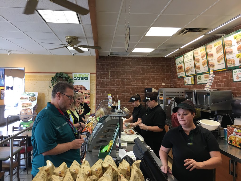 Subway | 115 Park Rd W, Steinbach, MB R5G 1V5, Canada | Phone: (204) 346-6730