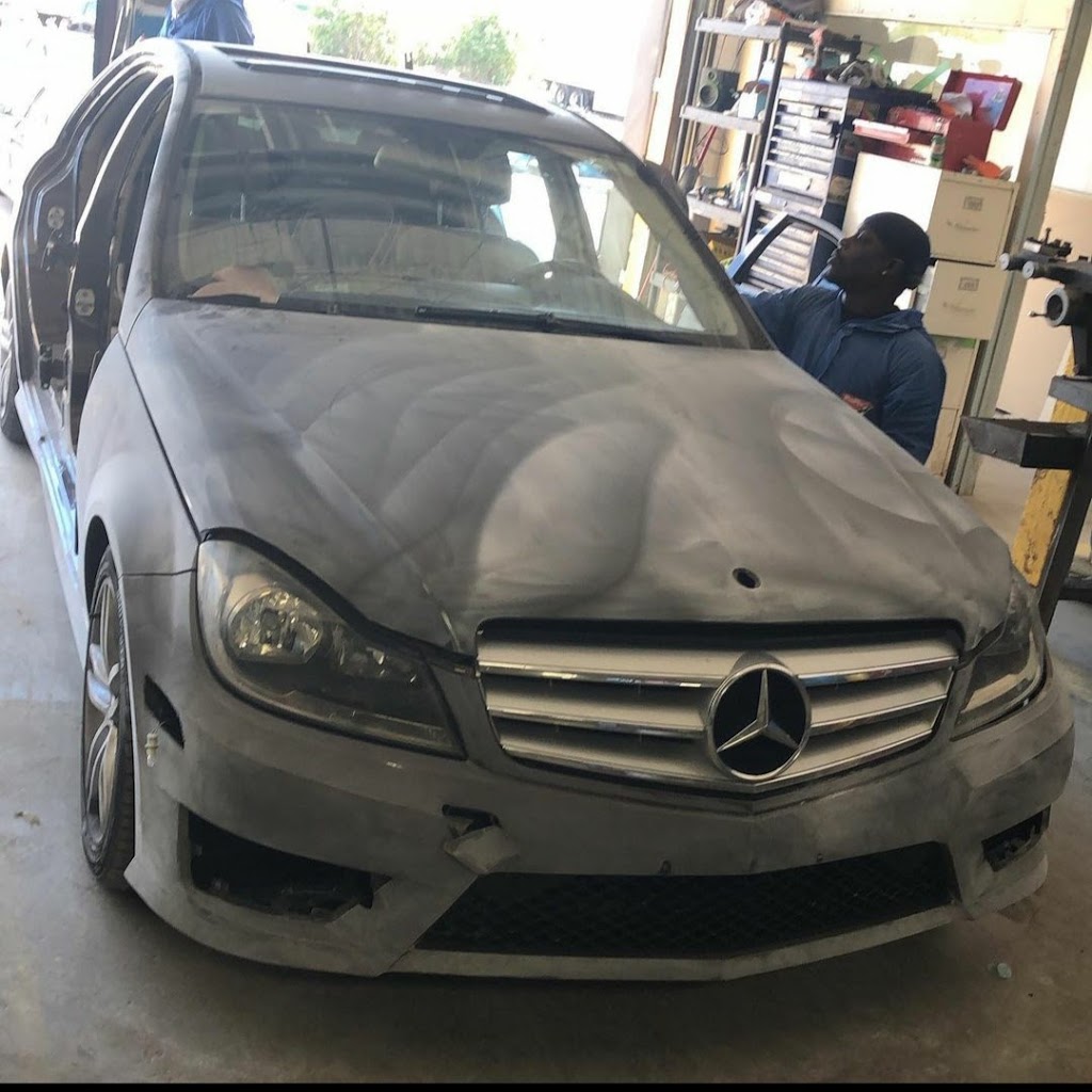 V & D Automotive Refinish | 120 Orenda Rd, Brampton, ON L6W 1W2, Canada | Phone: (647) 207-5006