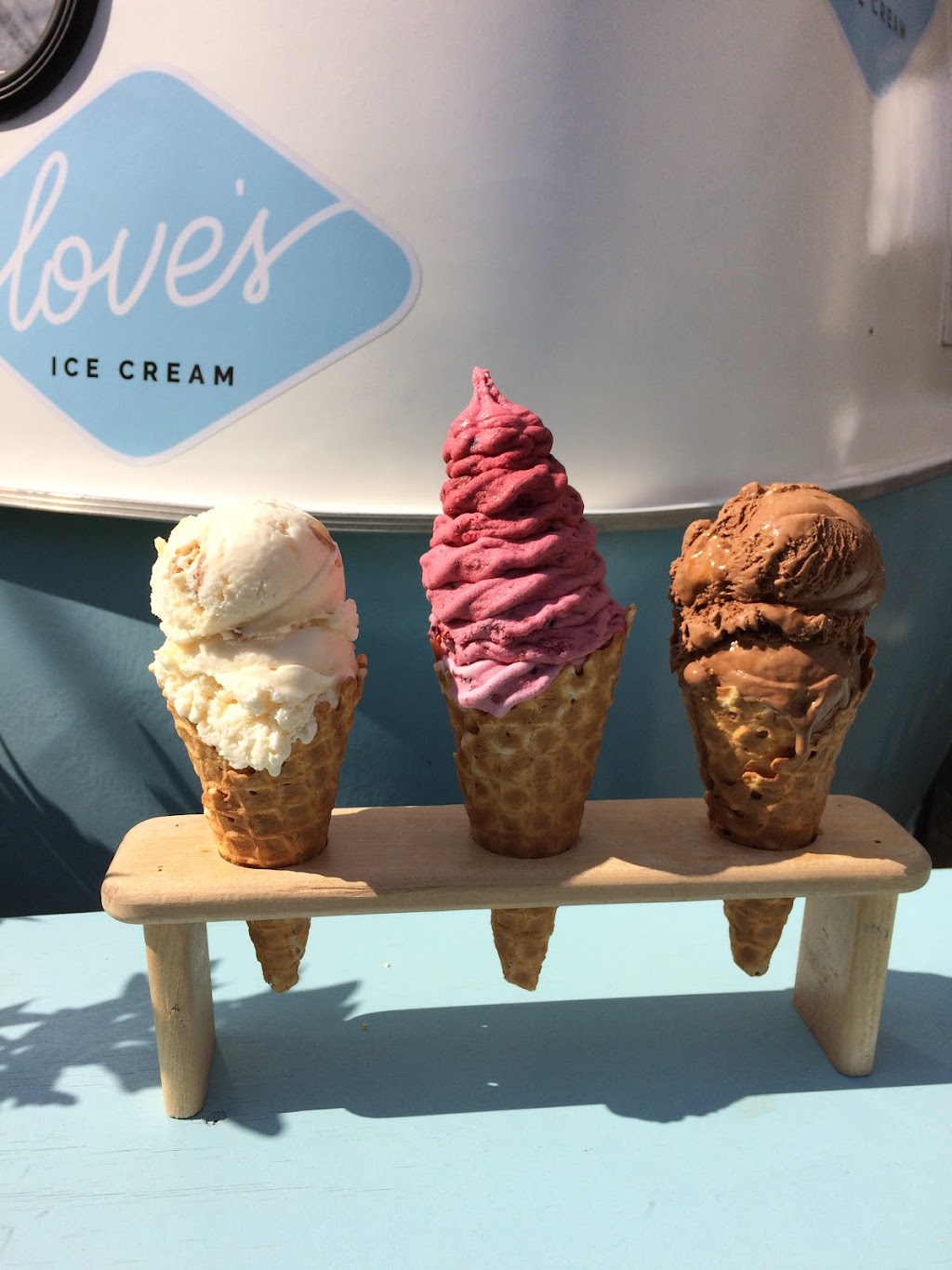 Loves Ice Cream | Box 443, 2750 Dunsmuir Ave, Cumberland, BC V0R 1S0, Canada | Phone: (250) 218-6121