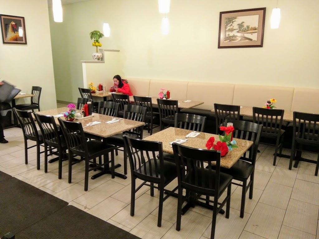 Pho Sate Nolan Hill | 512, 8 Nolan Hill Blvd NW, Calgary, AB T3R 0X2, Canada | Phone: (403) 474-9999