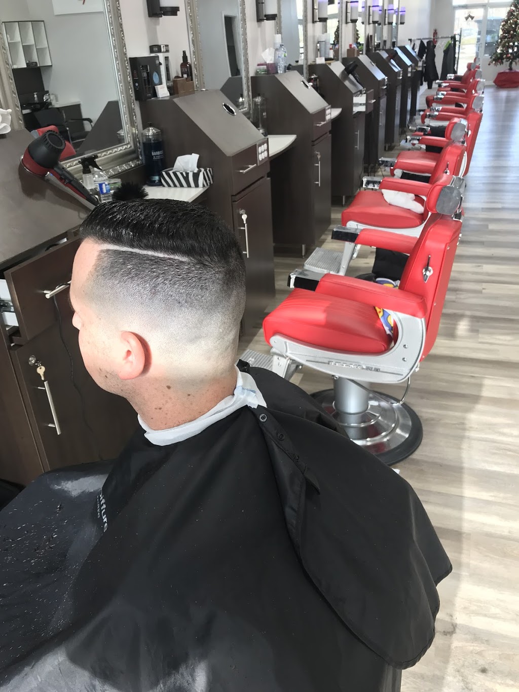 FUTURE BARBERSHOP | 3971 Major MacKenzie Dr W, Woodbridge, ON L4H 4G1, Canada | Phone: (905) 417-7575