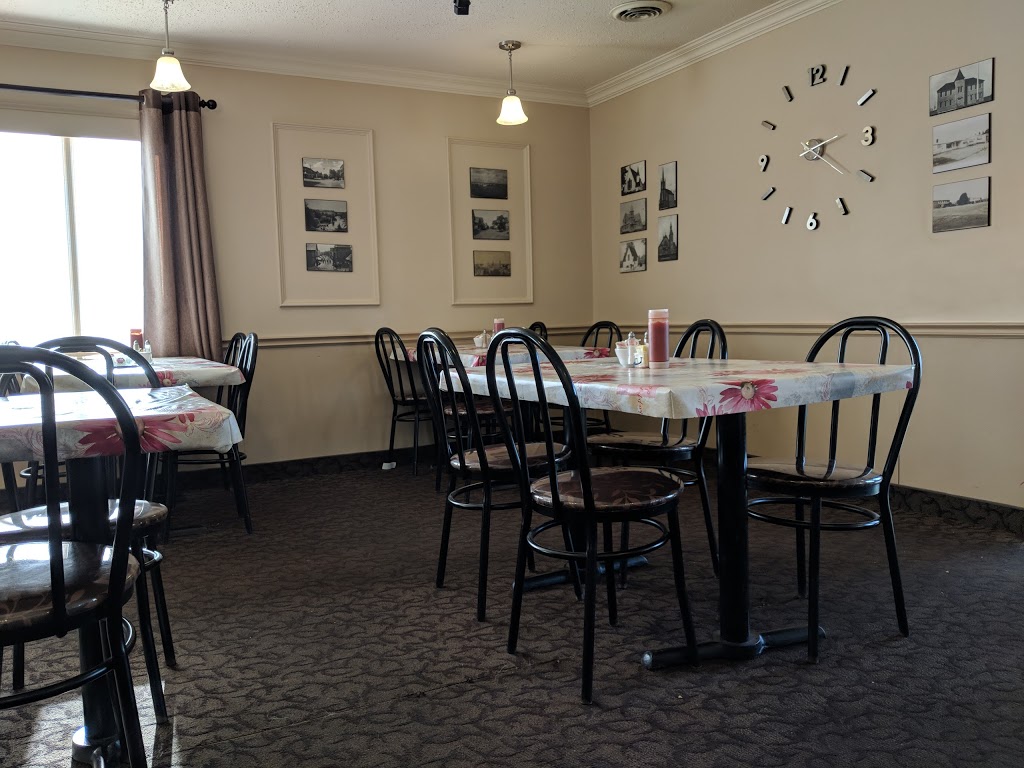 Parkview Family Restaurant & Inn | 4670 Main St, Oxford, NS B0M 1P0, Canada | Phone: (902) 447-2258