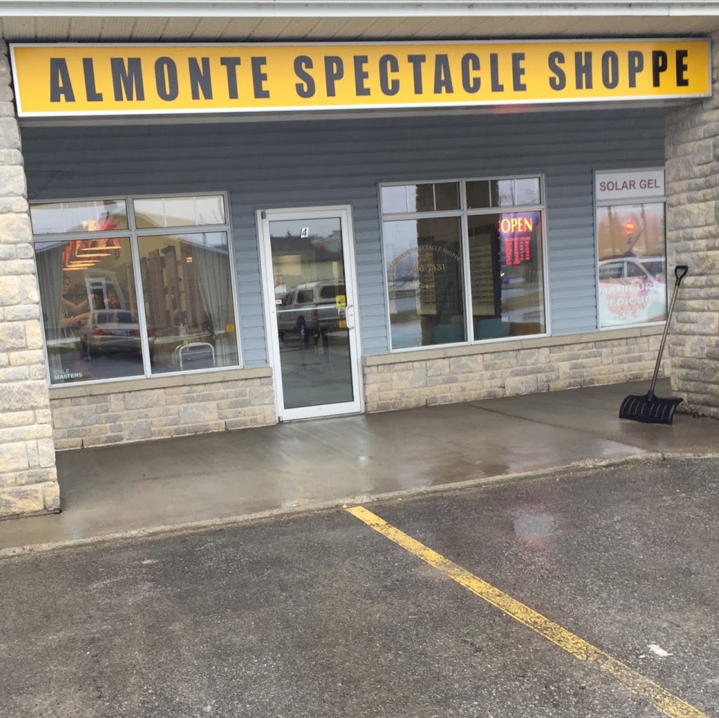 Almonte Spectacle Shoppe (The) | 10 Houston Dr, Almonte, ON K0A 1A0, Canada | Phone: (613) 256-7431