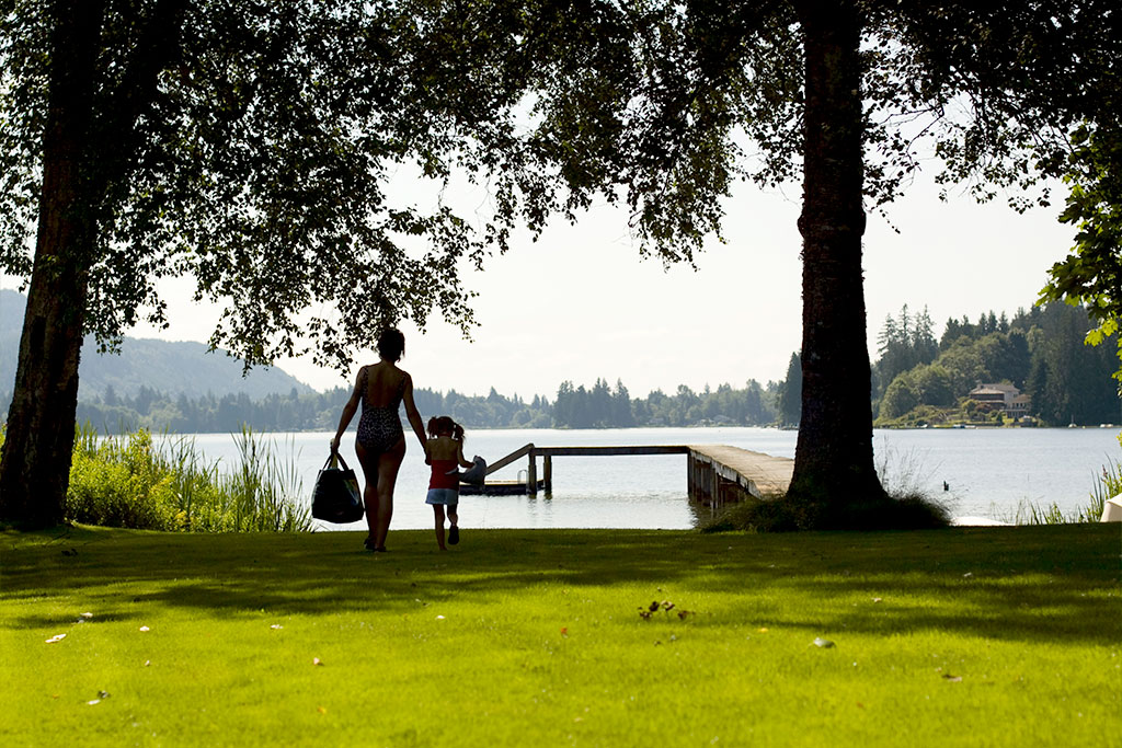 Lake Samish Terrace Park | 921 Autumn Ln, Bellingham, WA 98229, USA | Phone: (360) 201-1781