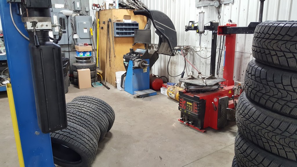 Garage D M w Inc | 1011 Place Sauvé, Laval, QC H7S 1M2, Canada | Phone: (450) 667-8111