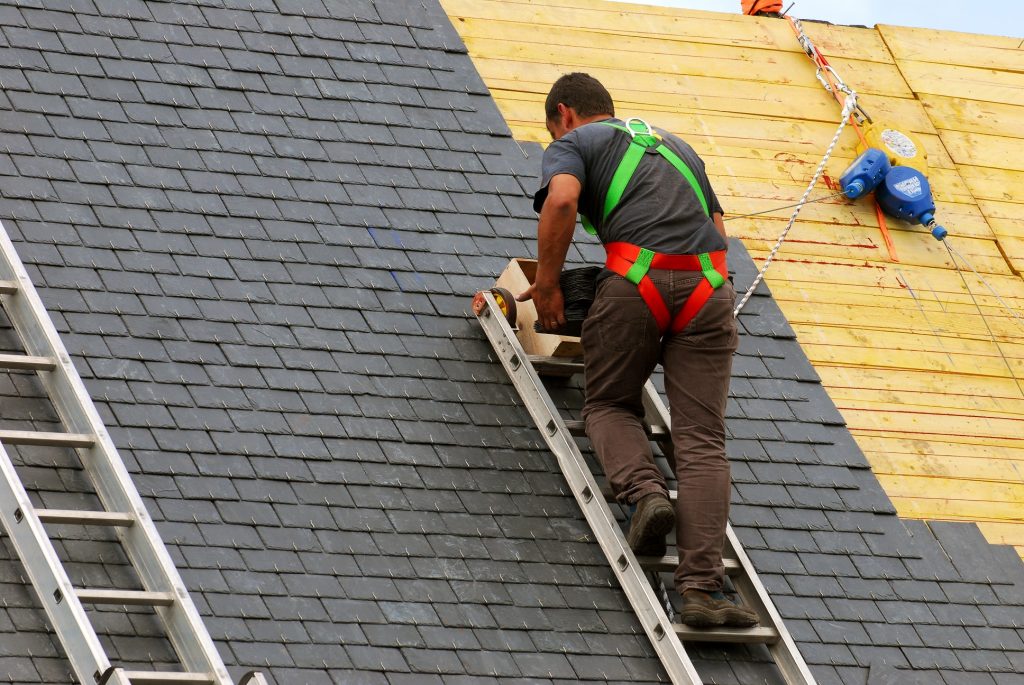 3 KING’S ROOFING AND RENOVATIONS INC. | 4323 Inverness St, Vancouver, BC V5V 4X1, Canada | Phone: (778) 868-1906
