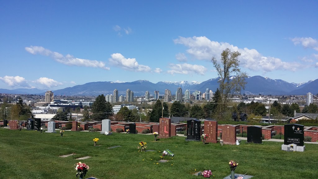 Forest Lawn Funeral Home | 3789 Royal Oak Ave, Burnaby, BC V5G 3M1, Canada | Phone: (604) 299-7720