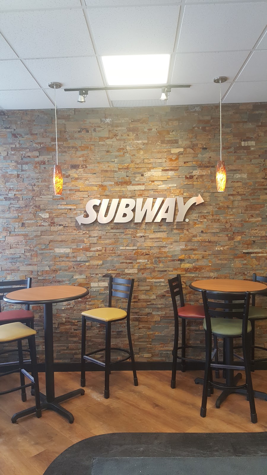 Subway | 597 Meadowlark Blvd, Ile des Chênes, MB R0A 0T0, Canada | Phone: (204) 878-3323