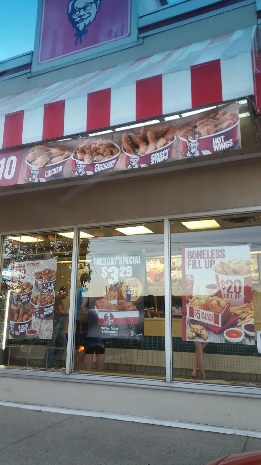 KFC | 311 Main St E, Dunnville, ON N1A 2Y8, Canada | Phone: (905) 774-7091