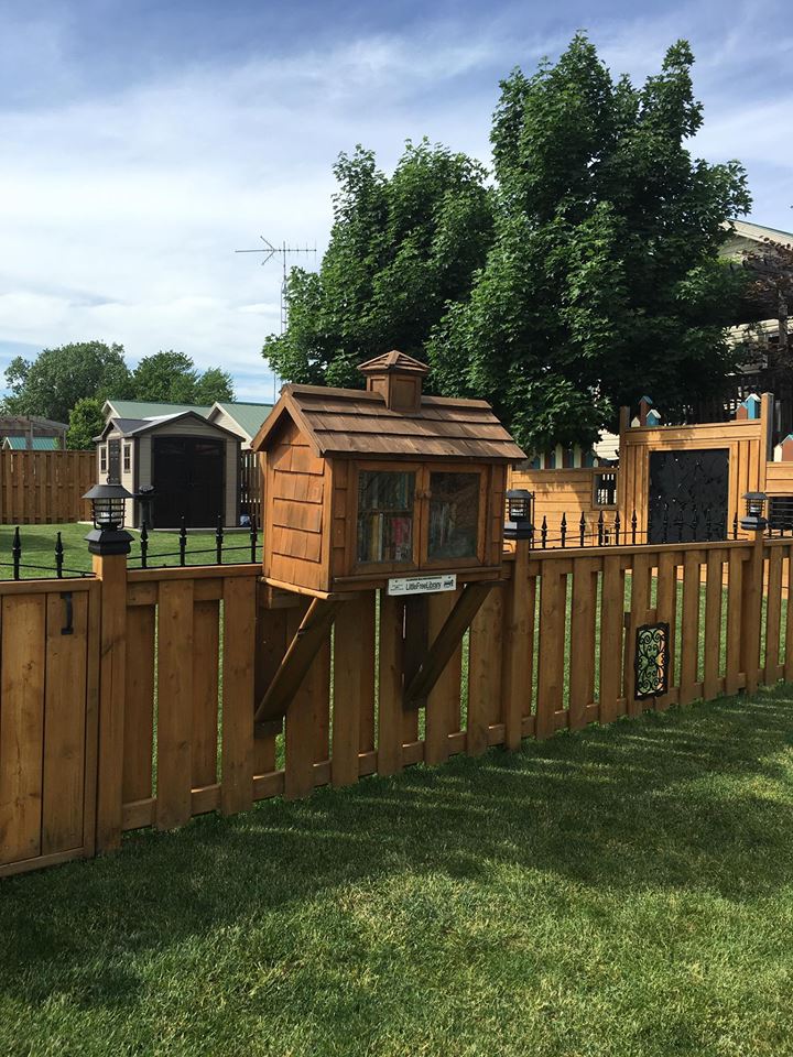 Little Free Library #5539 | 27 Schooner Ct, Chatham, ON N7L 0A1, Canada | Phone: (519) 365-2497