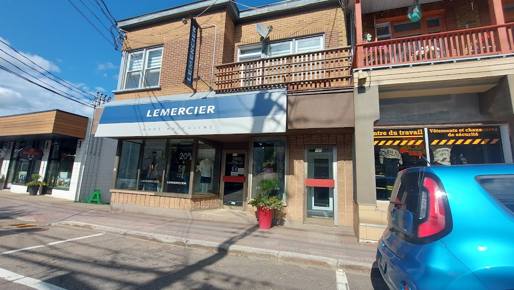 Lemercier | 189 Rue St Étienne, La Malbaie, QC G5A 1T1, Canada | Phone: (418) 665-6282