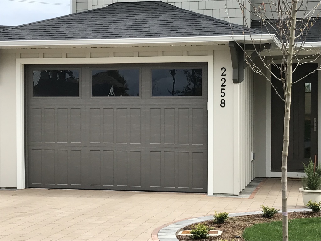 Accent garage doors | 3241 Irma St, Victoria, BC V8Z 3R8, Canada | Phone: (250) 880-0814