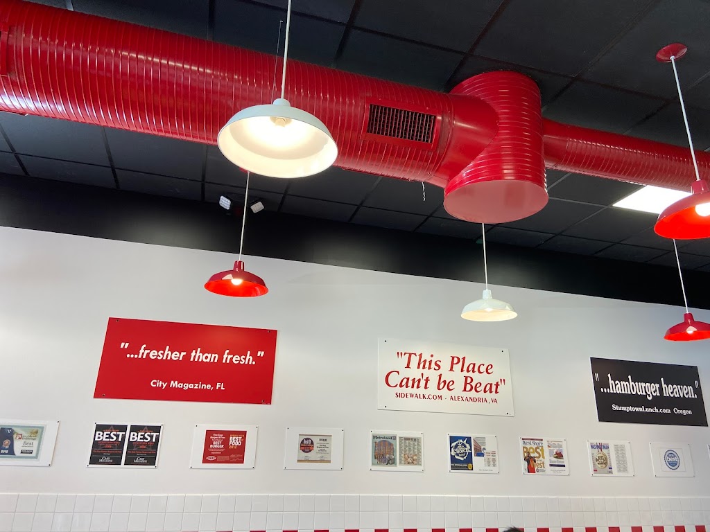 Five Guys | 3705 Mayor Magrath Dr S Unit #10, Lethbridge, AB T1K 8A8, Canada | Phone: (403) 380-2202