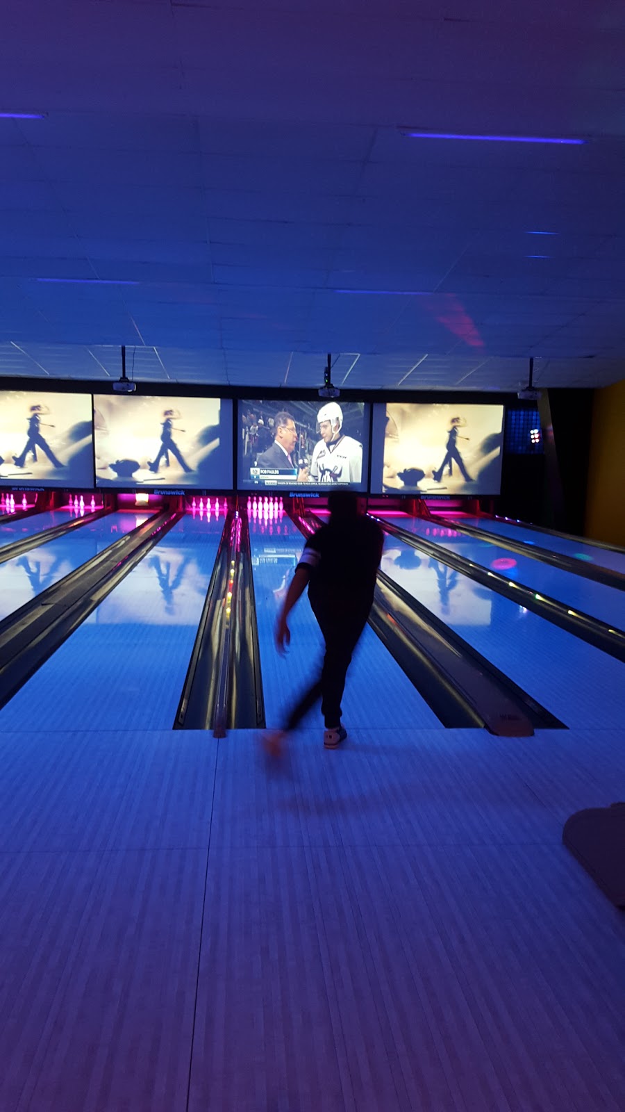 Canadian Bowling Centre | 217 Fairmont Dr, Saskatoon, SK S7M 5B8, Canada | Phone: (306) 384-2400