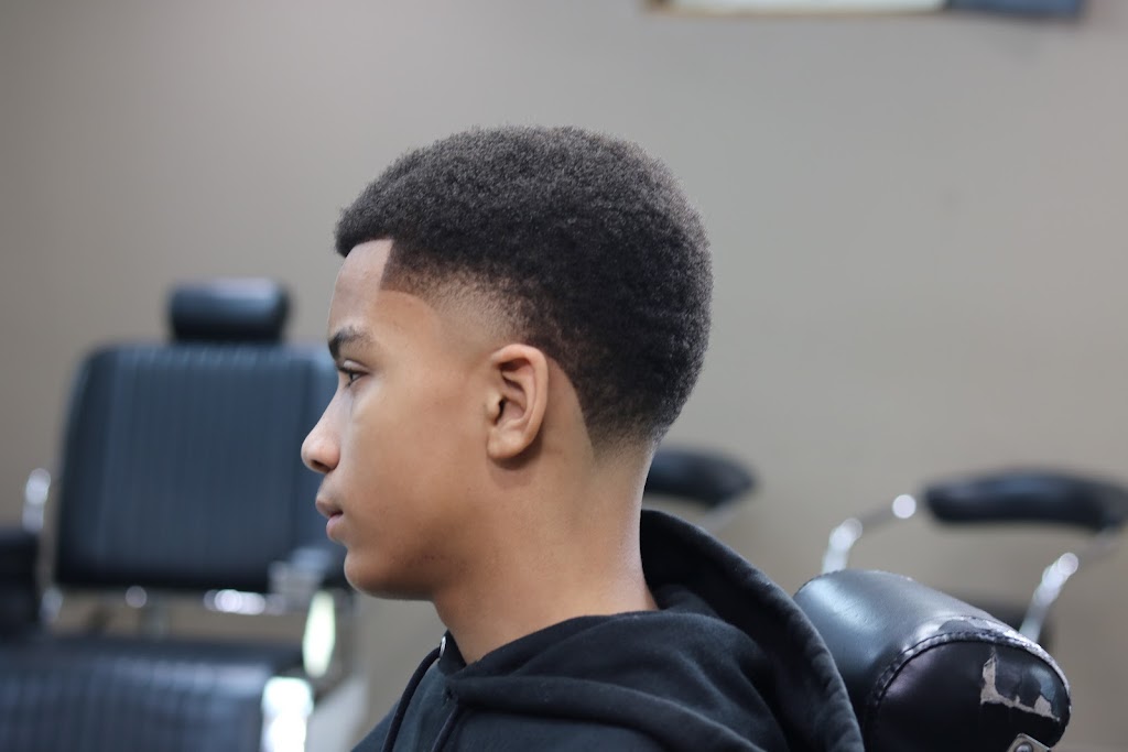 90 Degrés Barbershop | 354 Bd Cartier O, Laval, QC H7N 2J7, Canada | Phone: (438) 496-1810