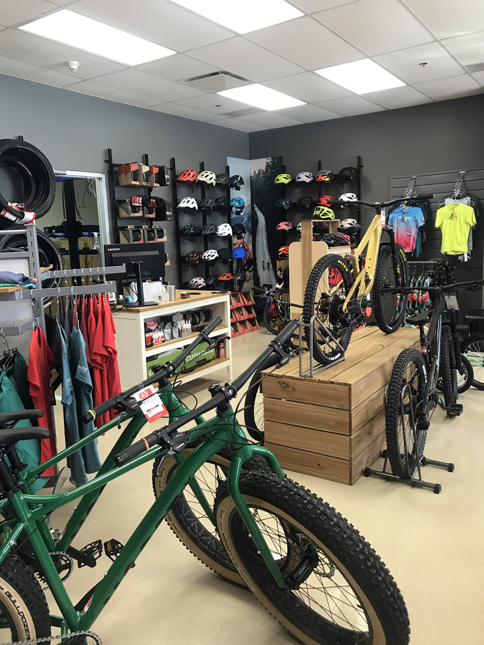 VELO Bike Ski Trail | 185 Acadie Ave, Dieppe, NB E1A 1G6, Canada | Phone: (506) 388-8356