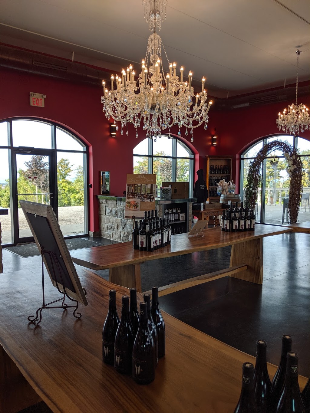 Megalomaniac Winery | 3930 Cherry Ave, Vineland, ON L0R 2C0, Canada | Phone: (905) 562-5155