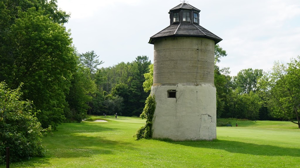 Briars Golf Club | 127 Hedge Rd, Sutton, ON L0E 1R0, Canada | Phone: (888) 515-5558