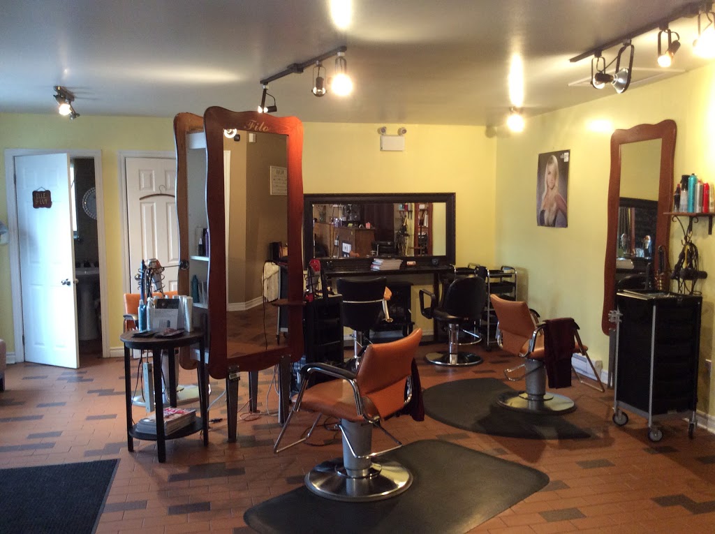 Look 9 Coiffure | 20 Chemin dOka, Saint-Eustache, QC J7R 1K6, Canada | Phone: (514) 944-9778