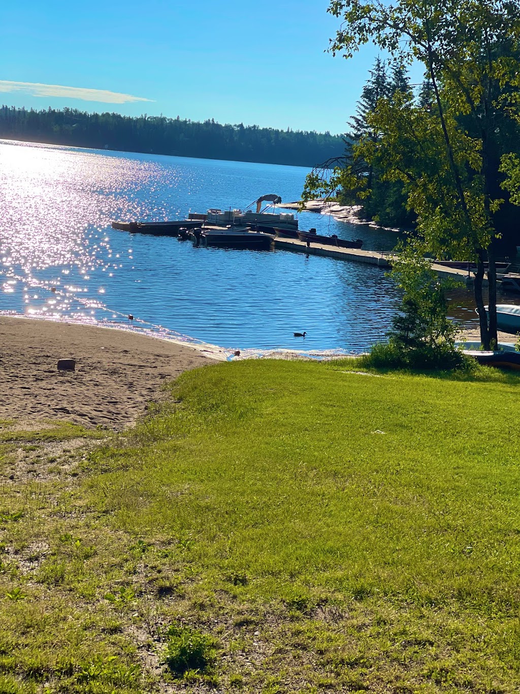 Caddy Lake Resort | Fireroad C 2, Whiteshell, MB R0E 2H0, Canada | Phone: (204) 349-2596