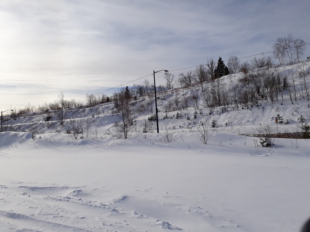 Outfitting Du Lac Beauport | 33 Chemin de la Coulée, Lac-Beauport, QC G3B 1G6, Canada | Phone: (418) 849-4252