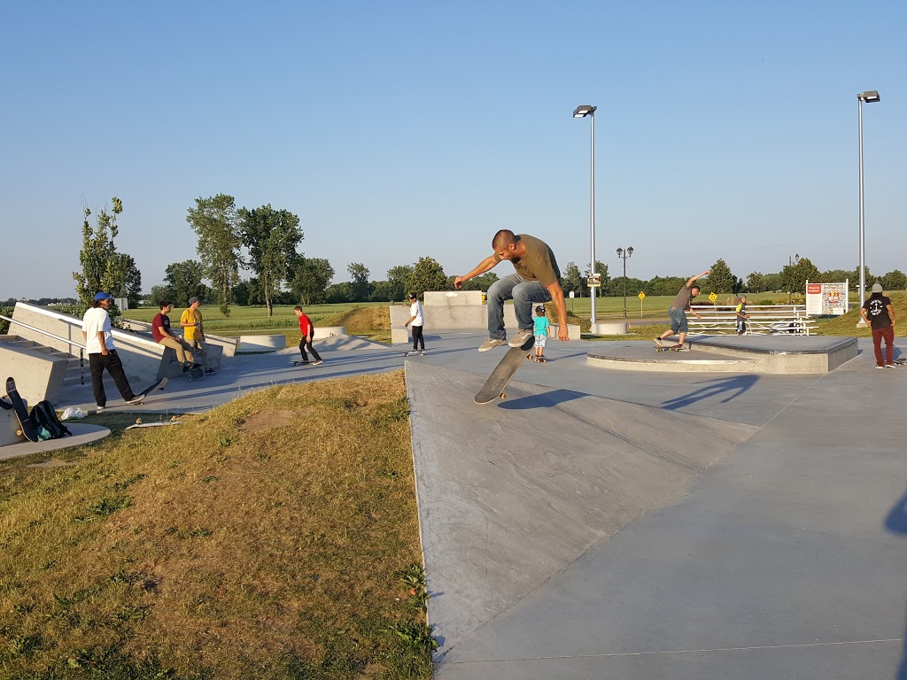 Skate Plaza | 250 Boulevard Louis-Philippe-Picard, Repentigny, QC J5Y 3W9, Canada