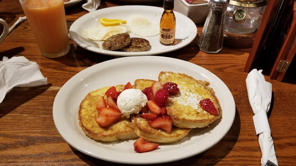 Cracker Barrel Old Country Store | 6643 Transit Rd, Williamsville, NY 14221, USA | Phone: (716) 635-9542