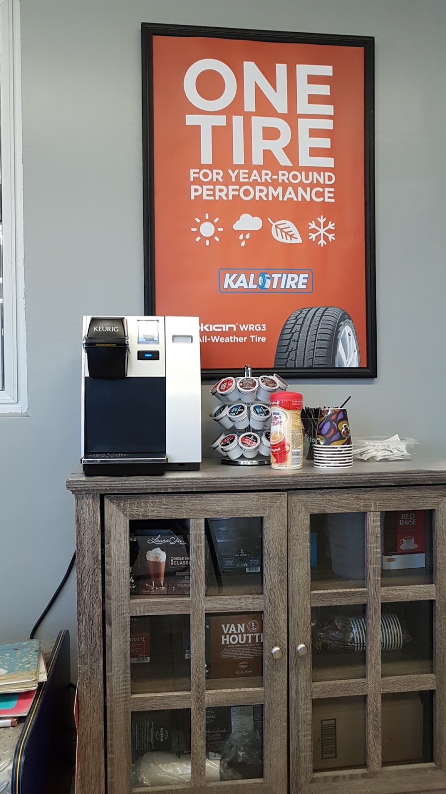 Kal Tire | 696 Arvin Ave, Stoney Creek, ON L8E 5R4, Canada | Phone: (905) 643-2092