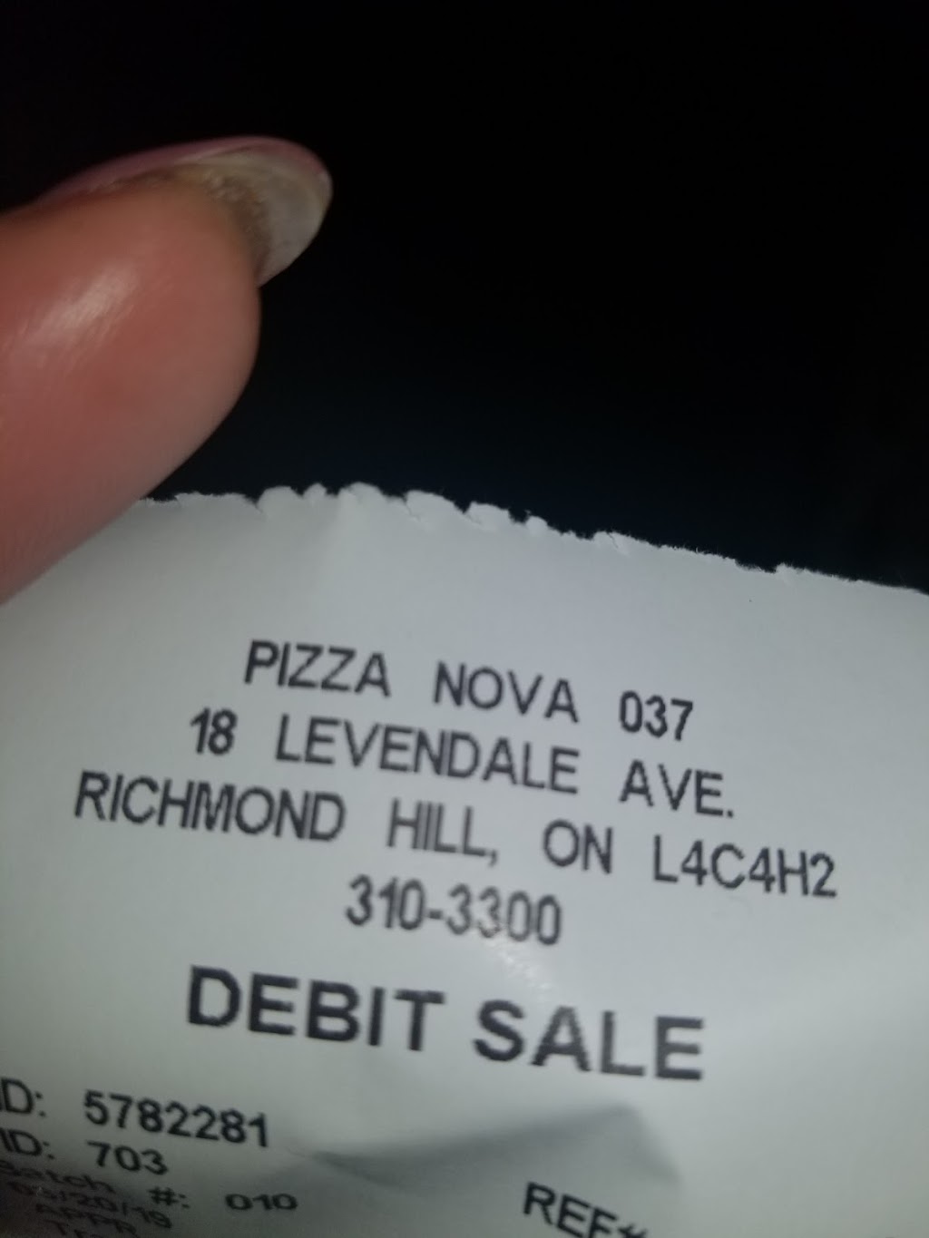 Pizza Nova | 18 Levendale Rd, Richmond Hill, ON L4C 4H2, Canada | Phone: (416) 439-0000