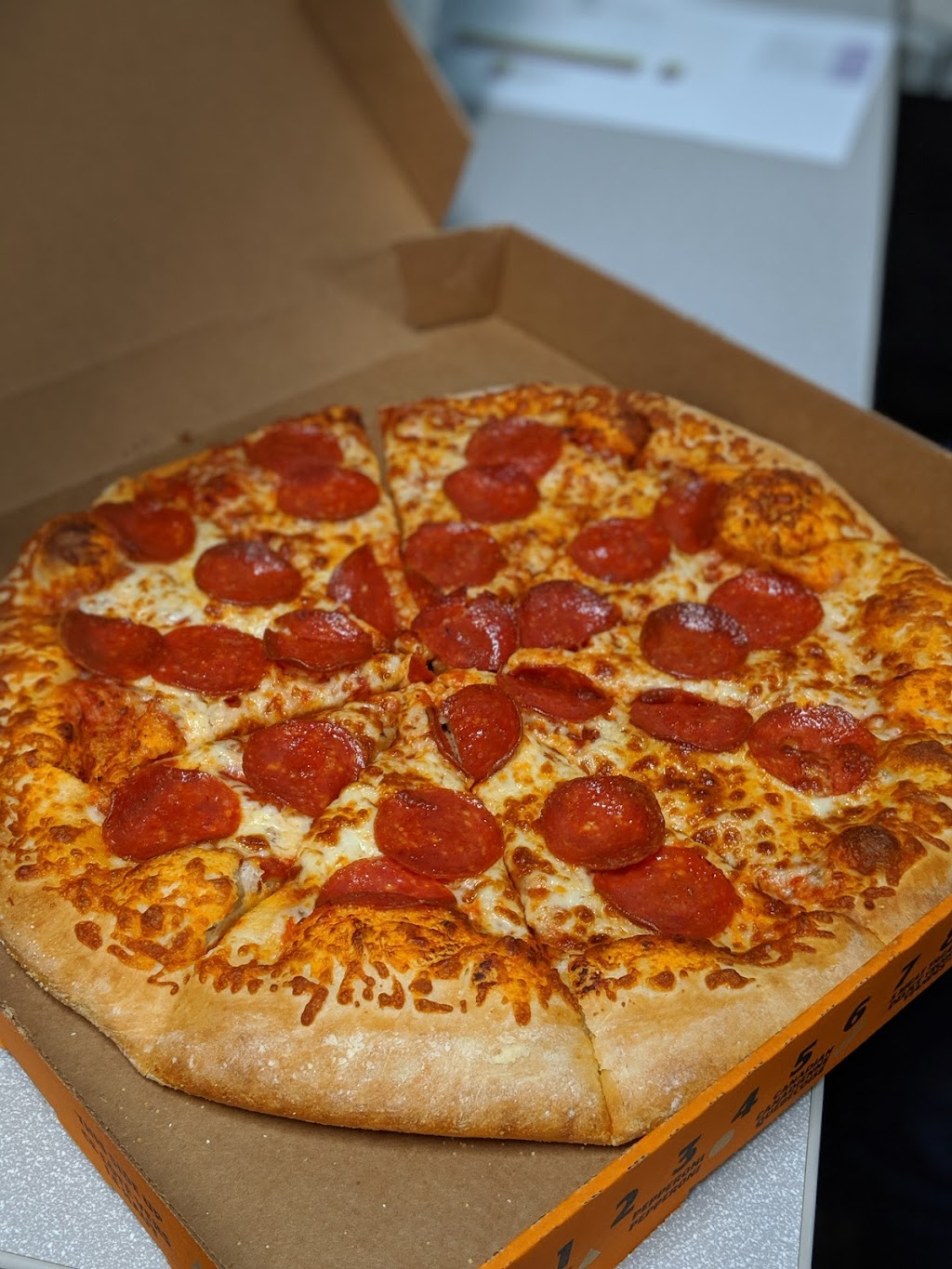 Little Caesars Pizza | 525 Highland Rd W, Kitchener, ON N2M 5K2, Canada | Phone: (519) 741-1251
