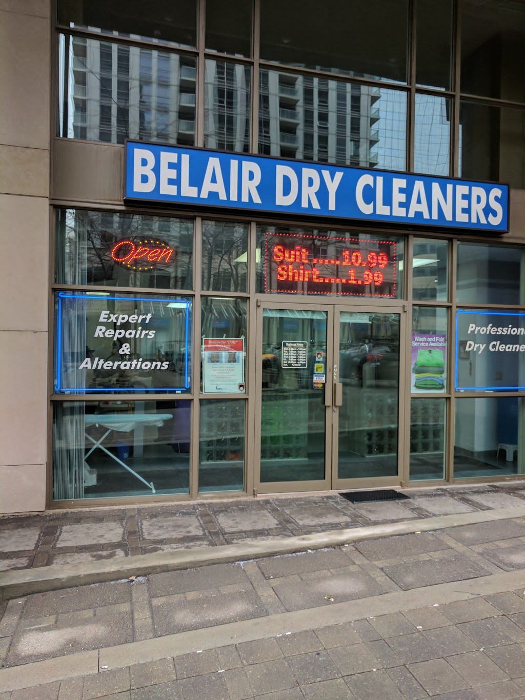 Belair Dry Cleaners | 750 Bay St, Toronto, ON M5G 1N6, Canada | Phone: (416) 598-7712