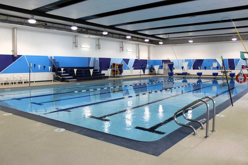 White Oaks Pool | 1330 Montclair Dr, Oakville, ON L6H 1Z5, Canada | Phone: (905) 815-5975