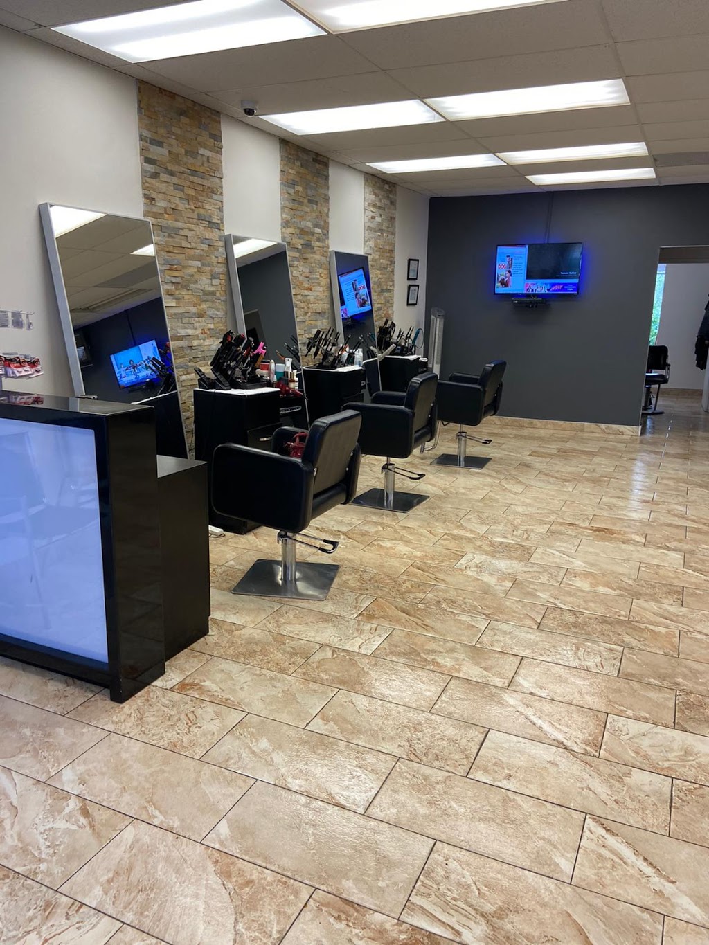 Sados Beauty Salon | 1780 Weston Rd, York, ON M9N 1V8, Canada | Phone: (416) 243-5267