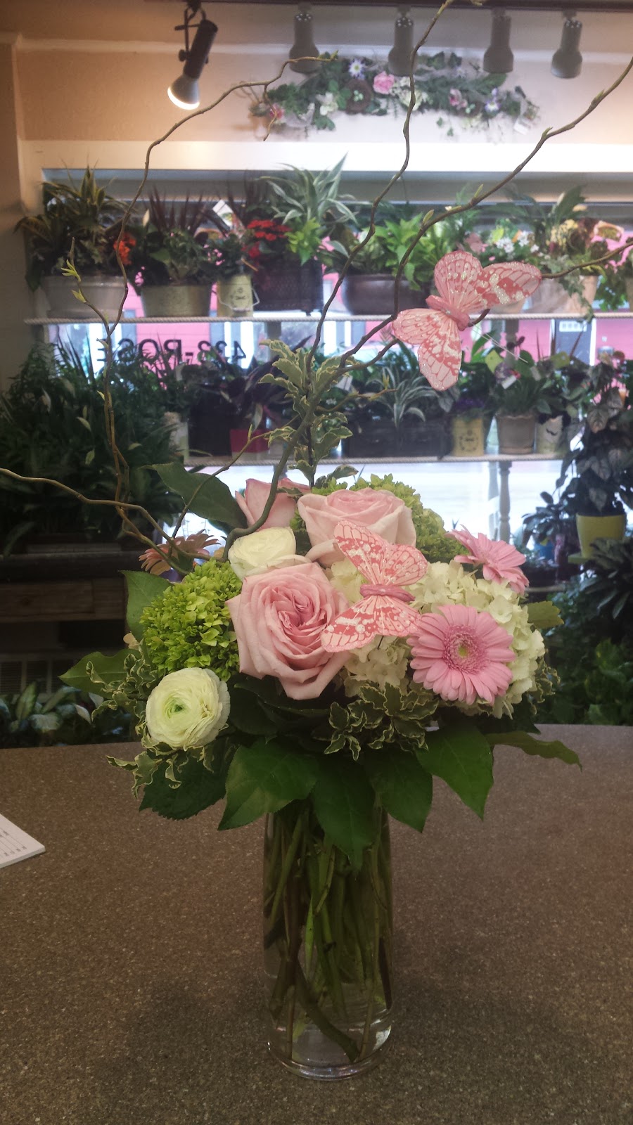 Goulds Flowers & Gifts | 83 Locust St, Lockport, NY 14094, USA | Phone: (716) 433-7673