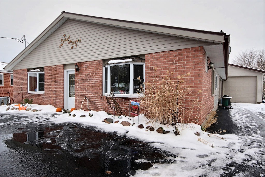 PropertyGuys.com Belleville and Cobourg | 413 Dundas St W, Trenton, ON K8V 3S4, Canada | Phone: (613) 391-5791