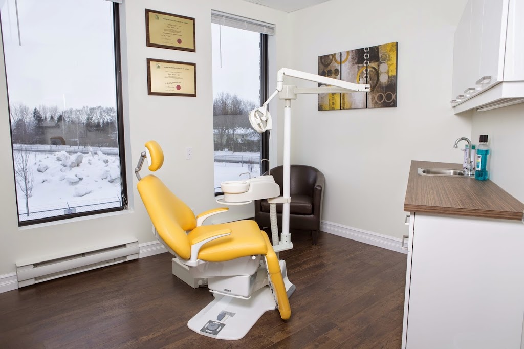 Clinique de denturologie Sophie Robillard | 87b Boulevard Marie-Victorin, Candiac, QC J5R 1C3, Canada | Phone: (450) 984-3368