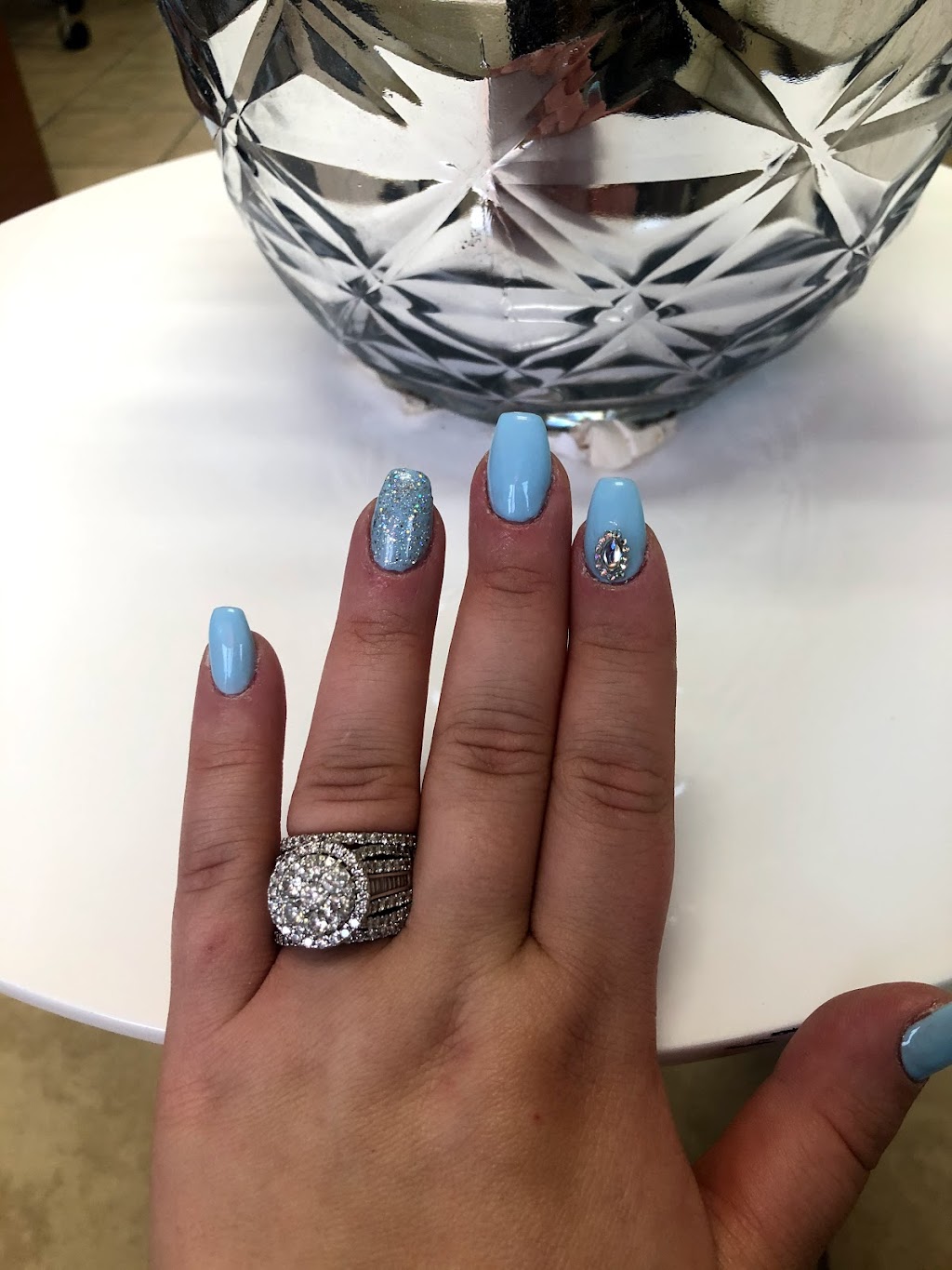 Classy Nails | 891 Upper James St, Hamilton, ON L9C 7N1, Canada | Phone: (905) 318-3863