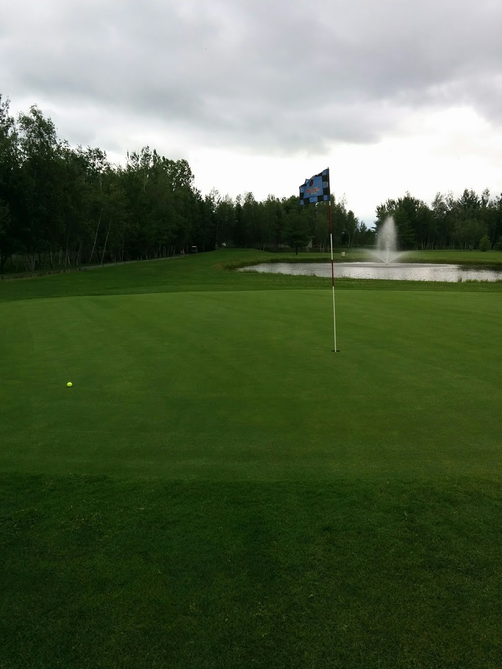 Club De Golf Au Mille Vert | 1880 Rue Principale O, Saint-Paul-dAbbotsford, QC J0E 1A0, Canada | Phone: (450) 379-2016