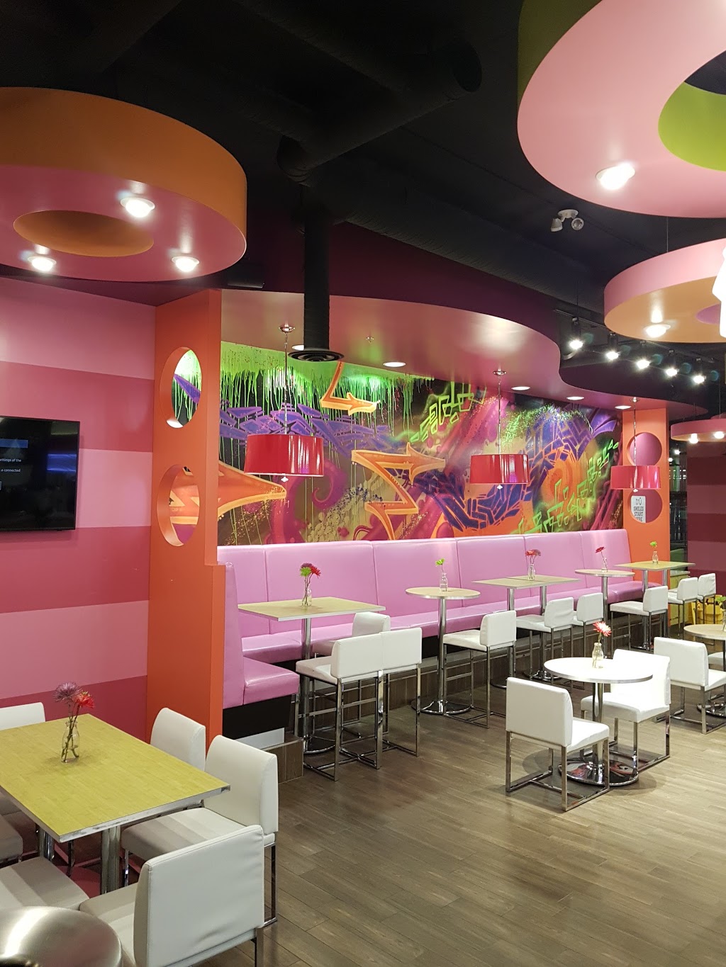 Tru Frozen Yogurt | 103, 3030 Pandosy St, Kelowna, BC V1Y 0C3, Canada | Phone: (778) 484-1424