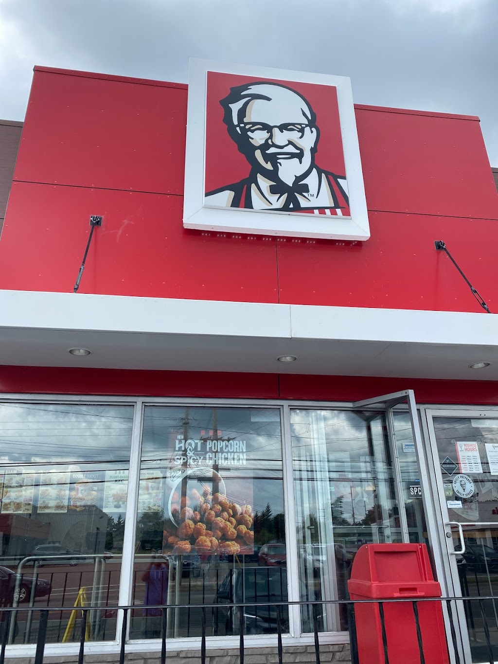 KFC | 131 S Albion St, Amherst, NS B4H 2X2, Canada | Phone: (902) 667-7408