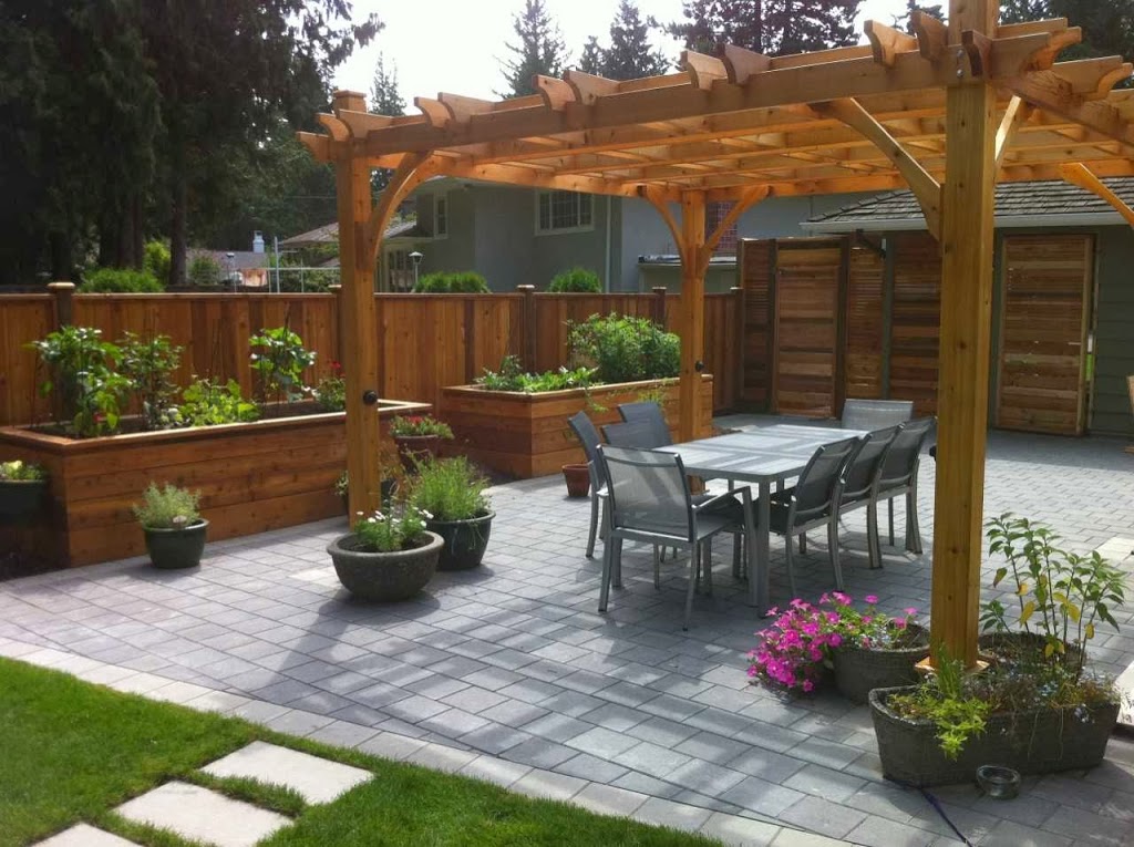 The Great Canadian Fence & Deck Company | 118 Garden Ave Unit 3, North Vancouver, BC V7P 3H2, Canada | Phone: (604) 924-5296