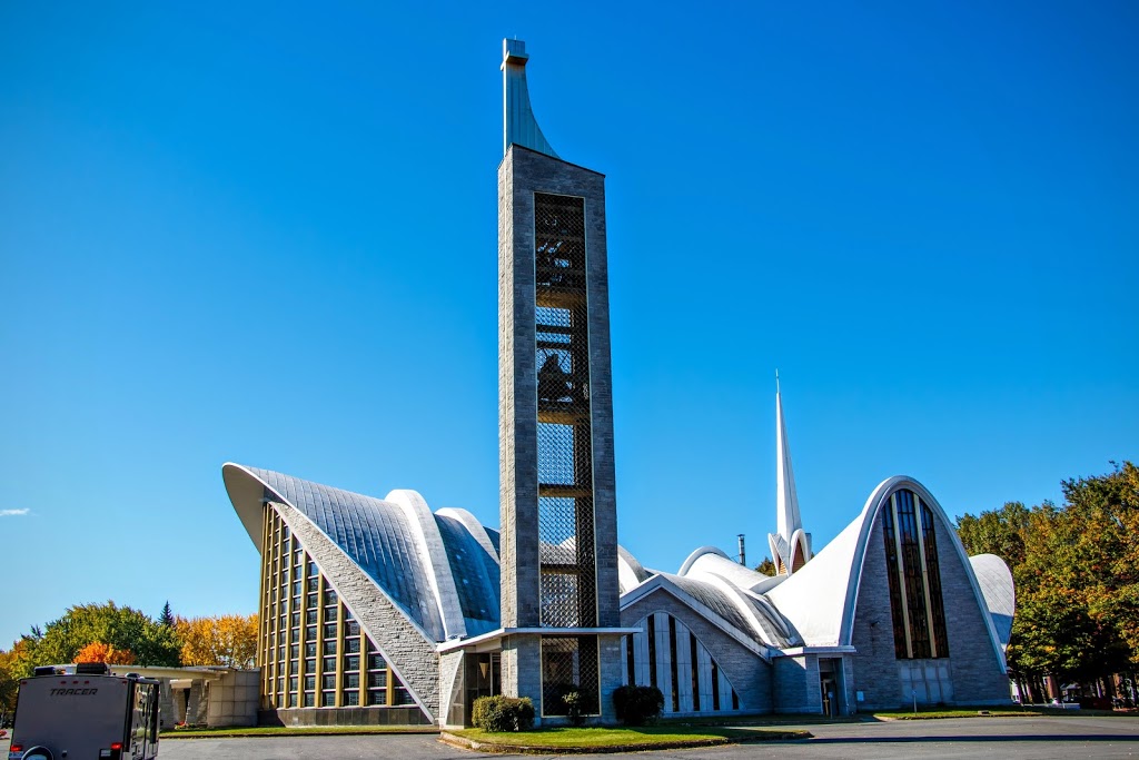 Cathédrale St-Jean-Baptiste de Nicolet | 671 Boulevard Louis Fréchette, Nicolet, QC J3T 1L6, Canada | Phone: (819) 293-2905