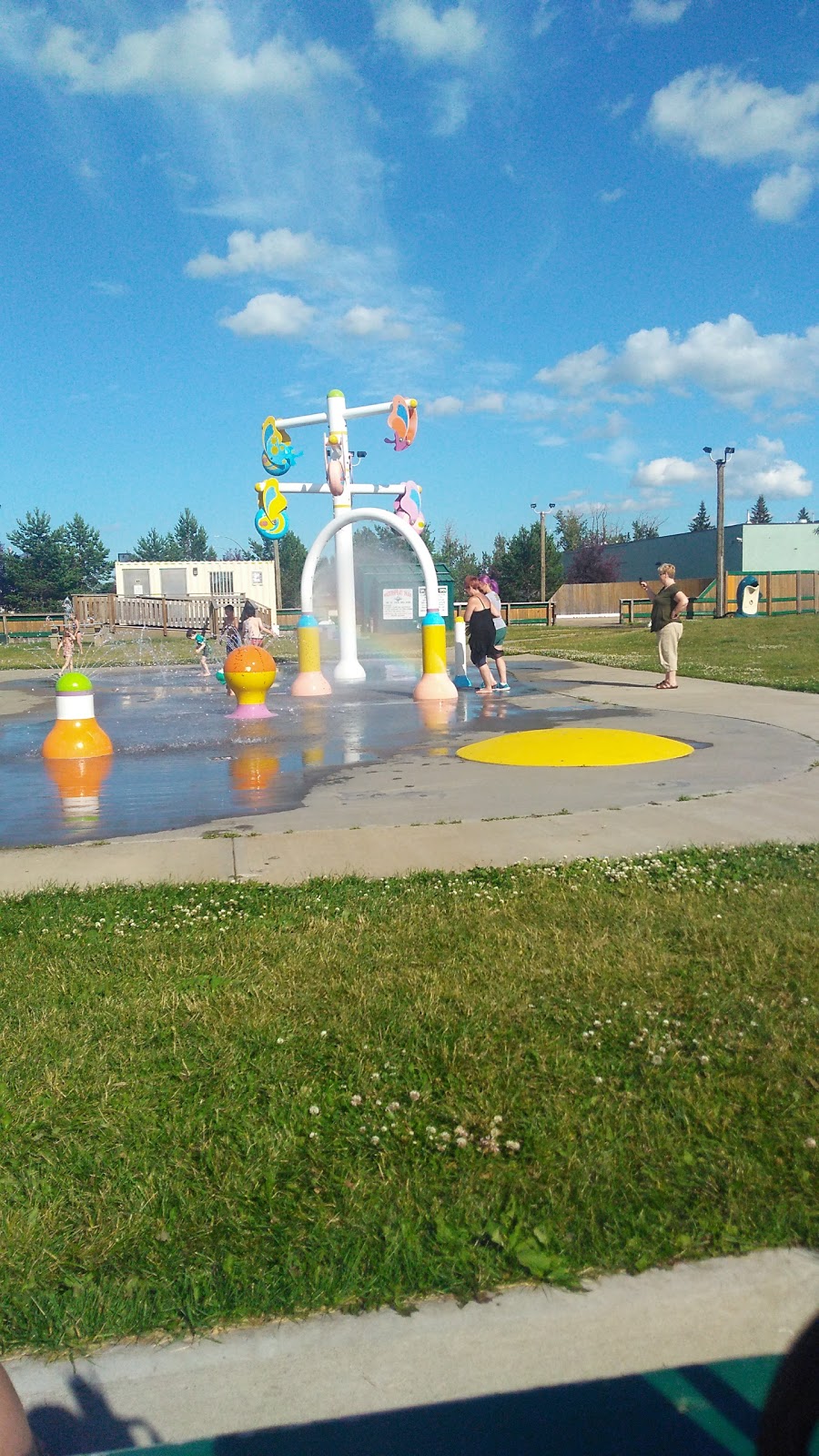 Morinville Splash Park | 104 St, Morinville, AB T8R 1R8, Canada