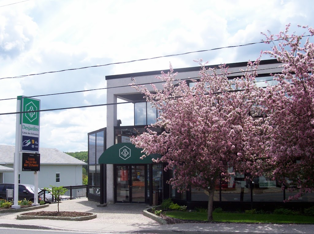 Caisse Desjardins des Etchemins | 1568R, QC-277, Lac-Etchemin, QC G0R 1S0, Canada | Phone: (418) 625-3741